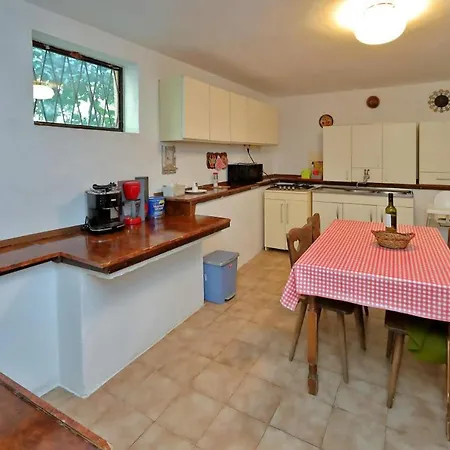 House Casa Nostra ביבינייה