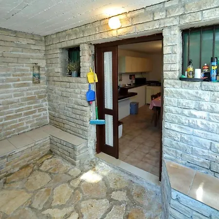 House Casa Nostra ביבינייה