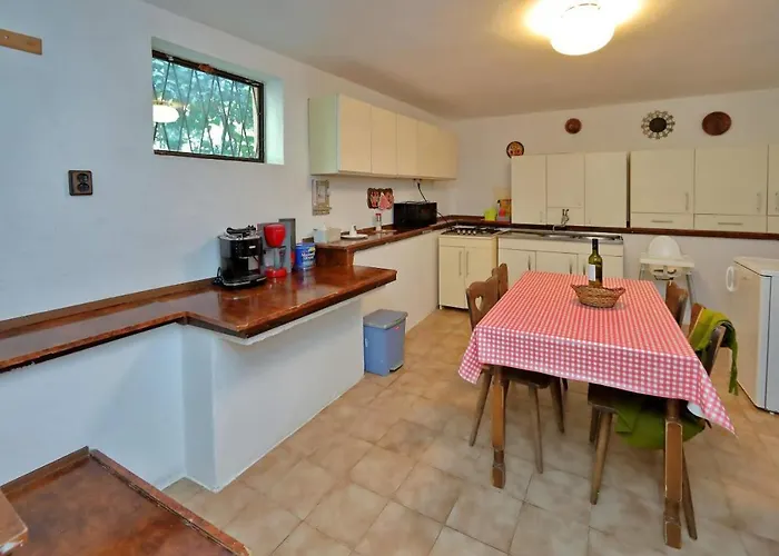 House Casa Nostra Бибинье